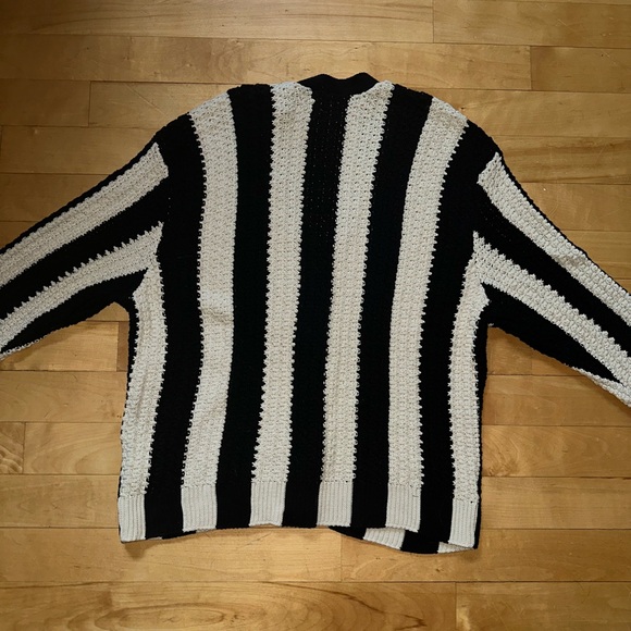 NWT Pacsun Cream & Black Strip Cardigan - Picture 7 of 9